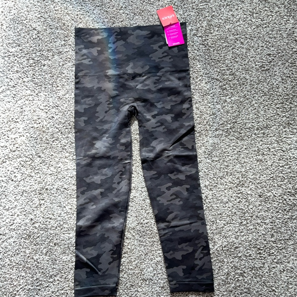Spanx camouflage leggings - new with tags